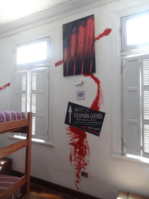 Escarabajo Hostel (Adults Only) Valparaiso Bilik gambar